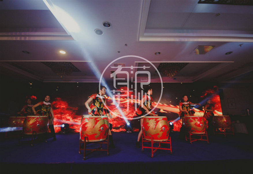 鑫控繽購(gòu)鄰里中心招商答謝晚宴策劃 鑫控繽購(gòu)鄰里中心招商答謝晚宴策劃